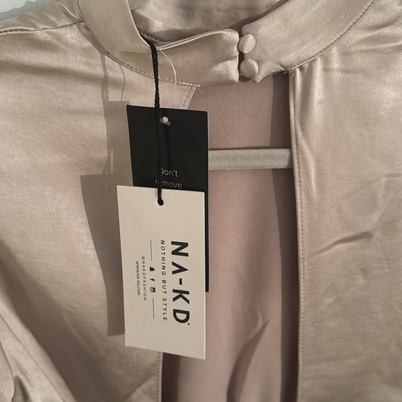 Satin Top - Picture 6 of 7